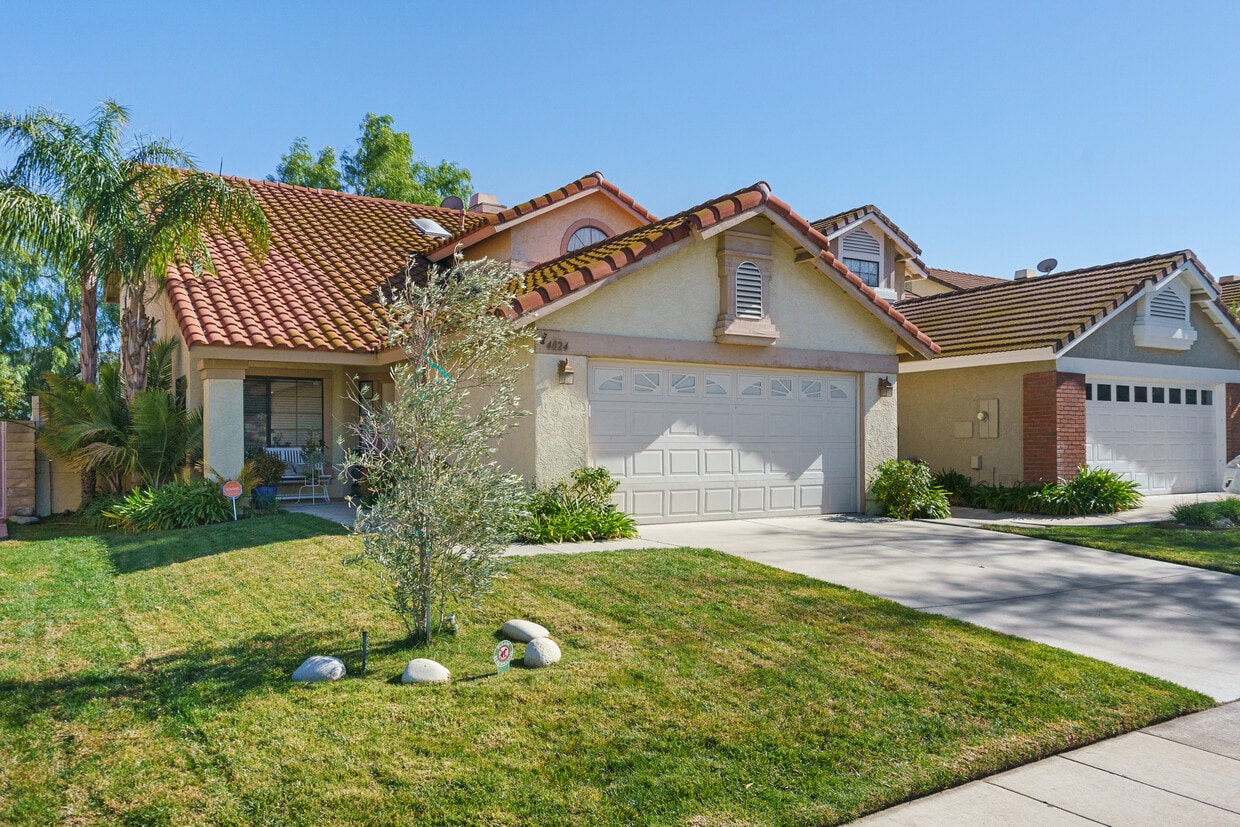 4024 Lost Springs Dr, Calabasas Hills, CA 91301 House Rental in