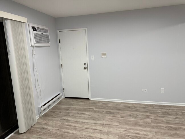 Foto del edificio - 502 E Spruce Dr