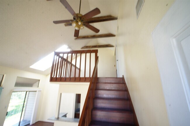 Foto del edificio - 8587 Sands Point Dr