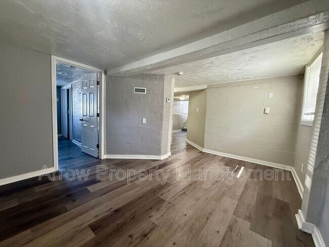 Foto del edificio - 3502 S 51st St