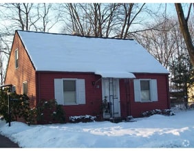 Building Photo - 38 Arden St