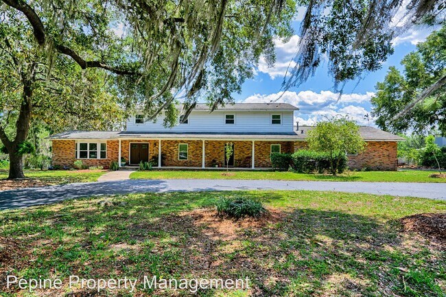 Building Photo - 4 br, 3 bath House - 3021 NW 70th Lane