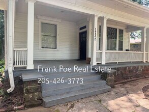 Building Photo - 1732 11th Pl S