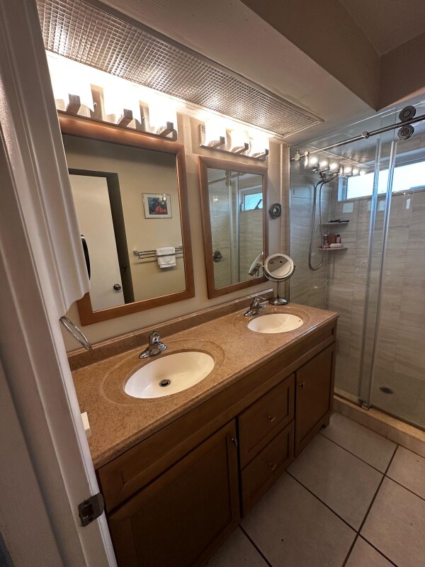 Foto del edificio - 7202 Bounty Dr