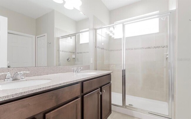 Foto del edificio - 1263 Piney Branch Cir