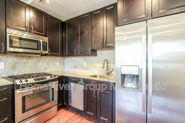 Foto del edificio - 222 20th St NE