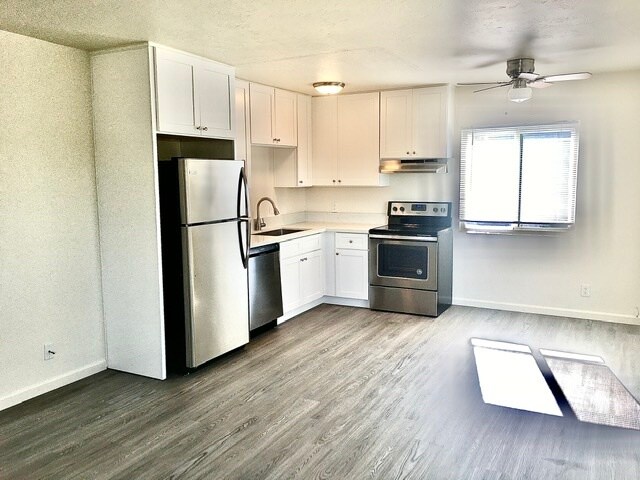 Foto principal - 4575 Haines St