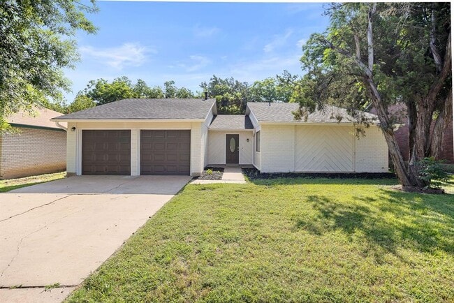Building Photo - 12113 Missel Thrush Ct