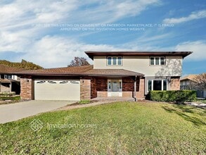 Building Photo - 8260 Bromley St