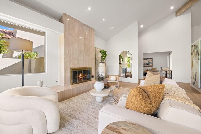 Building Photo - 47 N Kavenish Dr