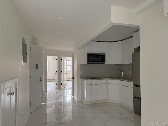 Foto del edificio - 58-24 Granger St