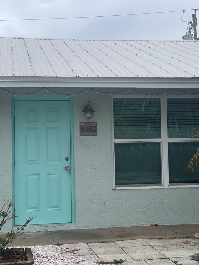 Foto principal - 8352 SE Sunset St