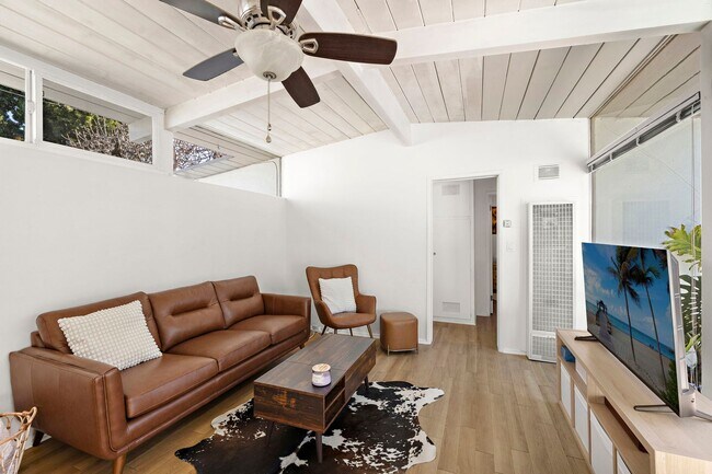 Foto del edificio - 139 W Canada