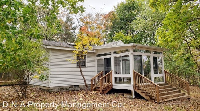 Building Photo - 2 br, 1 bath House - 714 Glen Lane