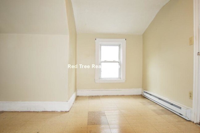 Building Photo - 30 Egleston St