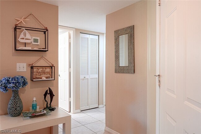 Building Photo - 583 Beachwalk Cir
