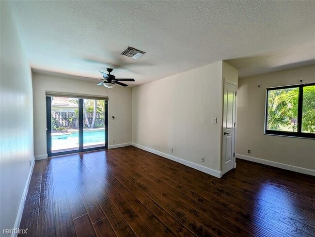 Building Photo - 4 br, 2 bath House - 5551 Marbella Dr