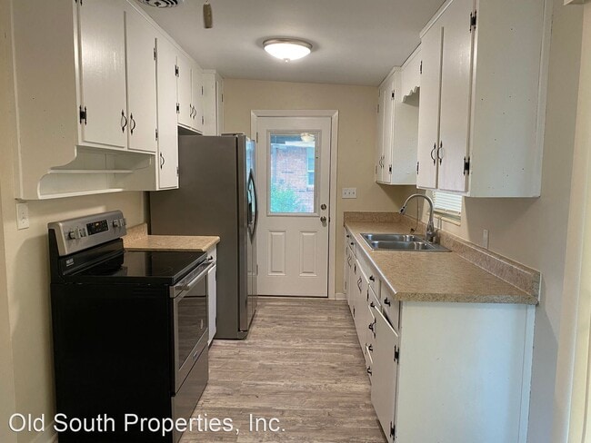 Building Photo - 3 br, 2 bath House - 6210 Hilltop Rd
