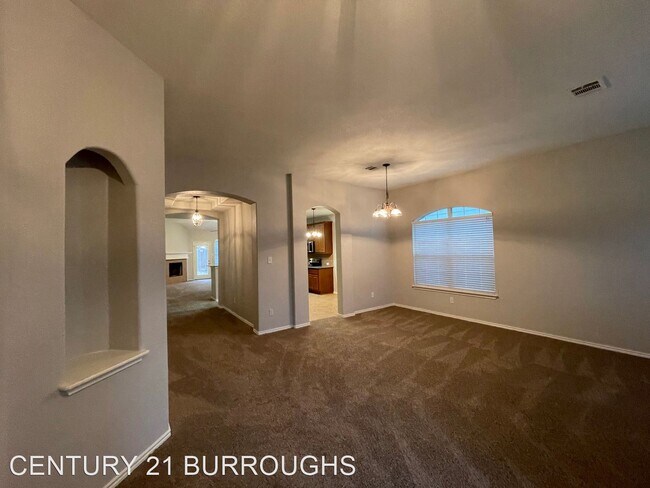 Foto del edificio - 4 br, 3 bath House - 1411 Alpine Pond