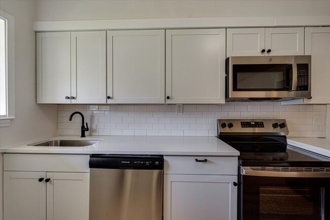 Foto del edificio - 5307 Weaver St