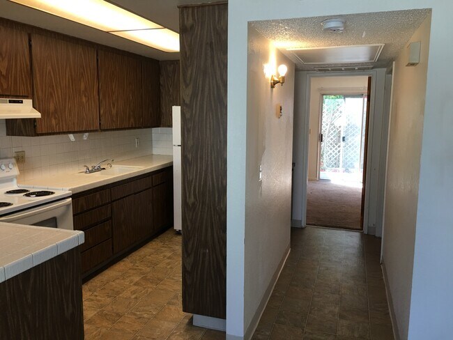 Building Photo - 4431 Parks Ave