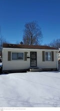 Building Photo - 153 Olive Rd