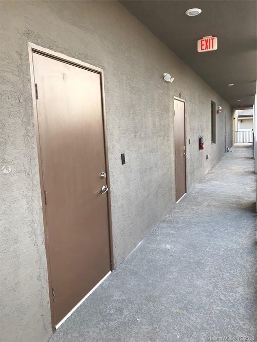 Building Photo - 4700 NW 84th Ave