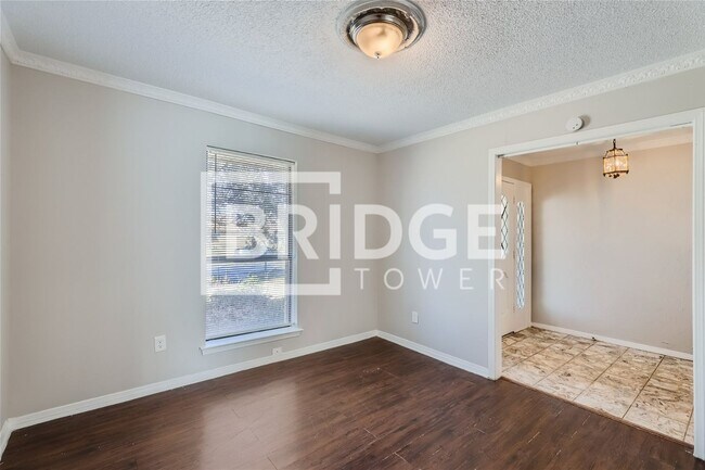 Building Photo - 106 Cedar View Dr