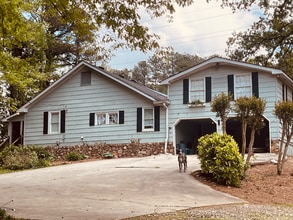 Building Photo - 22556 Buford Hwy