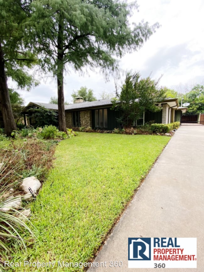Building Photo - 4 br, 3 bath House - 304 Brookview Dr