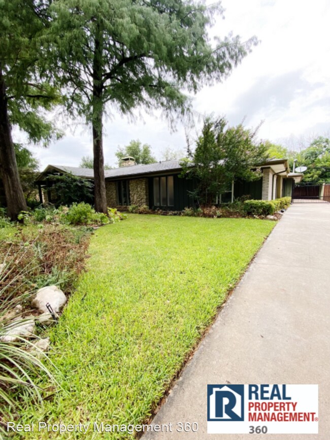 Foto del edificio - 4 br, 3 bath House - 304 Brookview Dr
