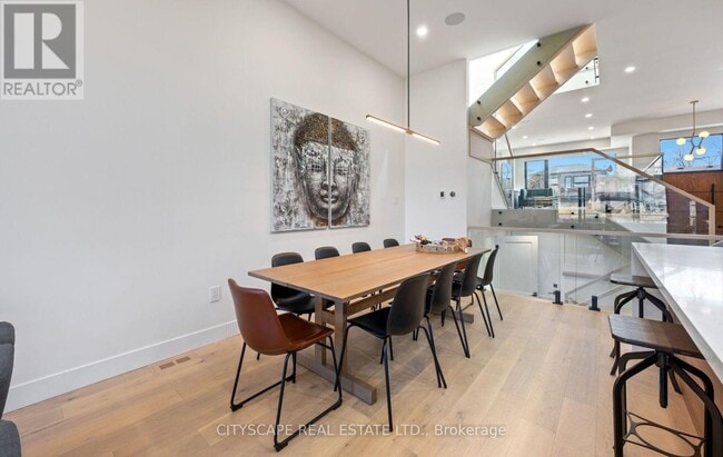 Building Photo - 2B Holmstead Ave