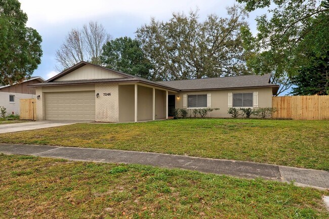 Building Photo - House with separate apartment