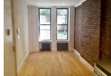 Building Photo - 228 E 27th St