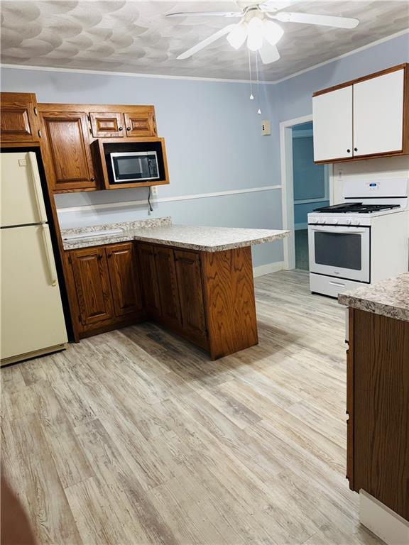 Foto del edificio - 128 Vincent Ave