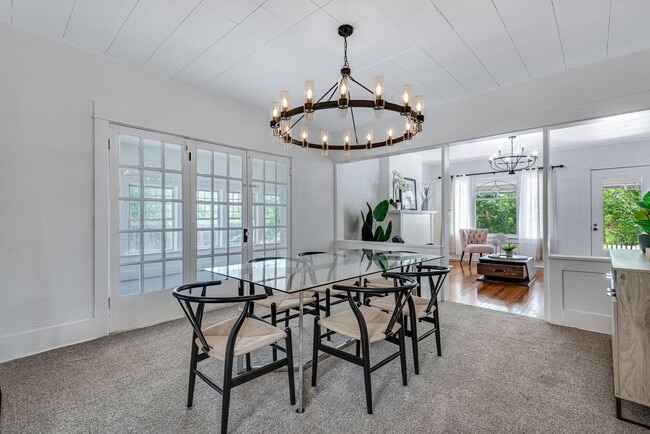 Foto del edificio - 1478 S University Blvd