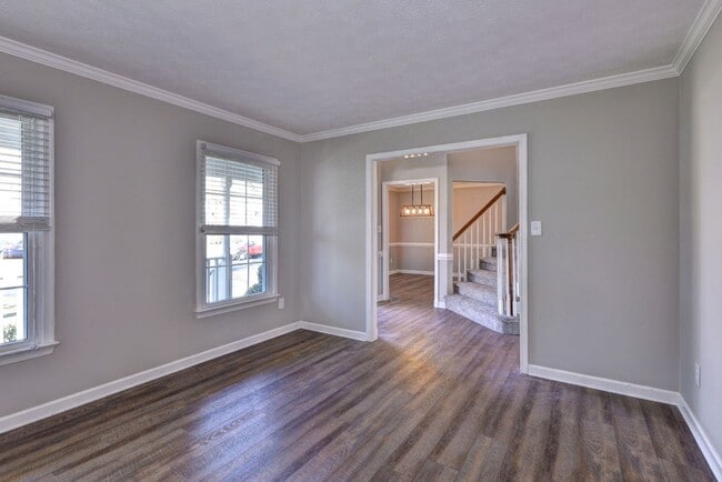 Building Photo - Lovely Home in Seaford