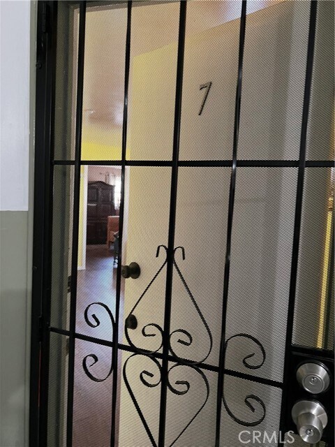 Foto del edificio - 6131 Afton Pl
