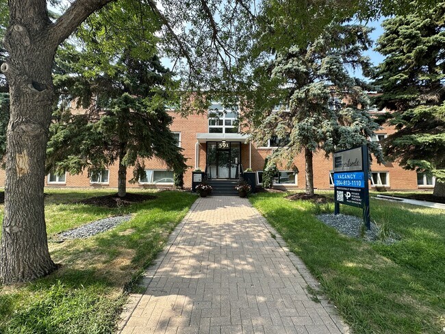 Building Photo - 391 Gertrude