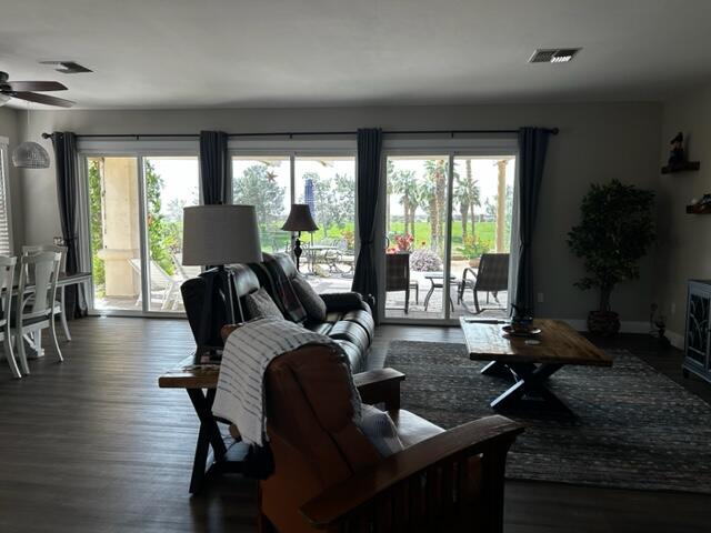 Building Photo - 36085 Royal Sage Ct