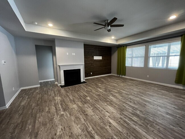 Foto del edificio - 1326 Maize Ln