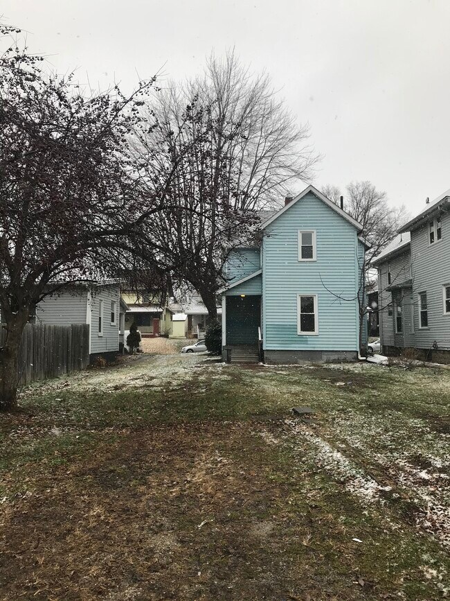 Foto del edificio - 2822 4th St NW