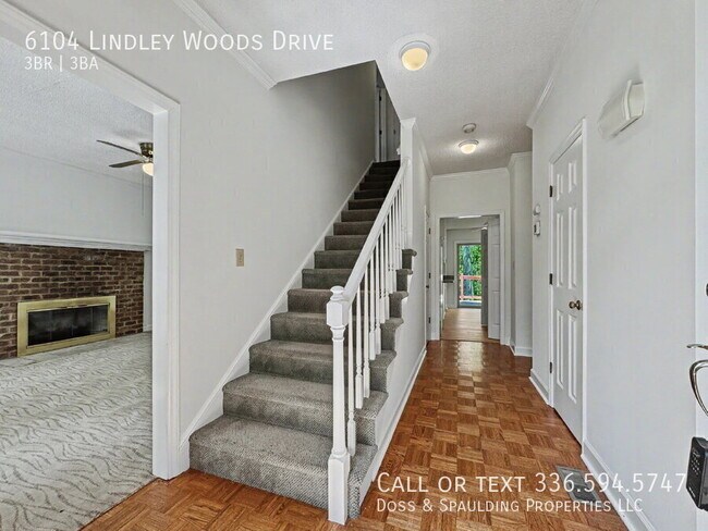 Foto del edificio - 6104 Lindley Woods Dr