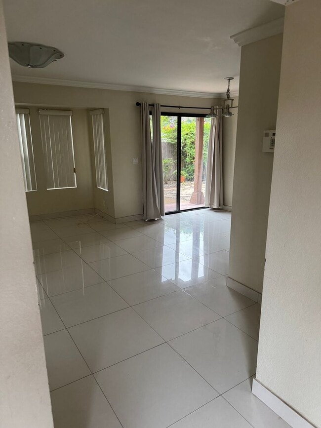 Foto del edificio - 2 Bedroom 2 Bath Condo in Chula Vista - $2...