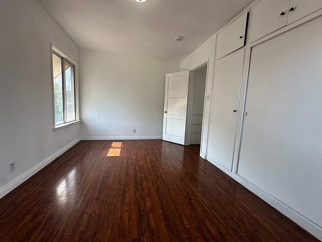 Foto del edificio - 121 N Atlantic Blvd