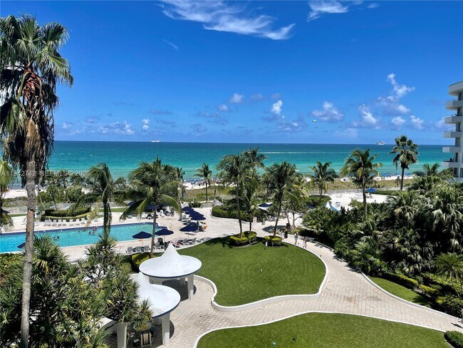Building Photo - 5161 Collins Ave