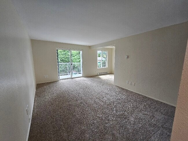 Foto del edificio - 13716 15th Ave NE