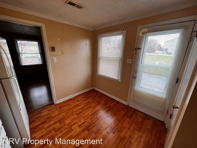 Foto del edificio - 2 br, 1 bath House - 385 A Newcomb Street