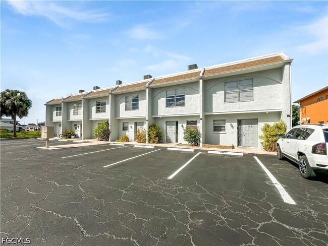 Building Photo - 1123 SW 48th Terrace