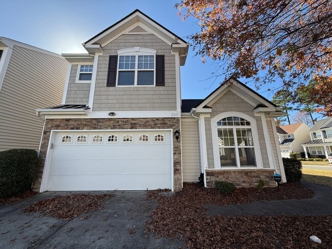 Stunning 2BD, 2.5BA Morrisville Home in a Prime Location Near Interstates, RDU Airport, and RTP - Stunning 2BD, 2.5BA Morrisville Home in a Prime Location Near Interstates, RDU Airport, and RTP
